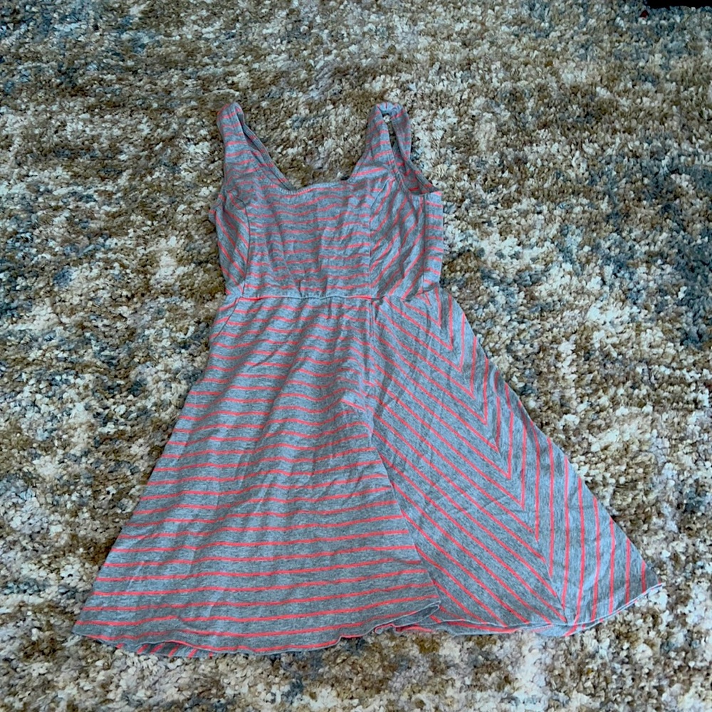 Girls dress size M